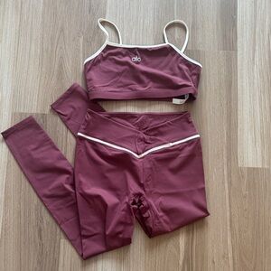 ALO Yoga Maroon Set